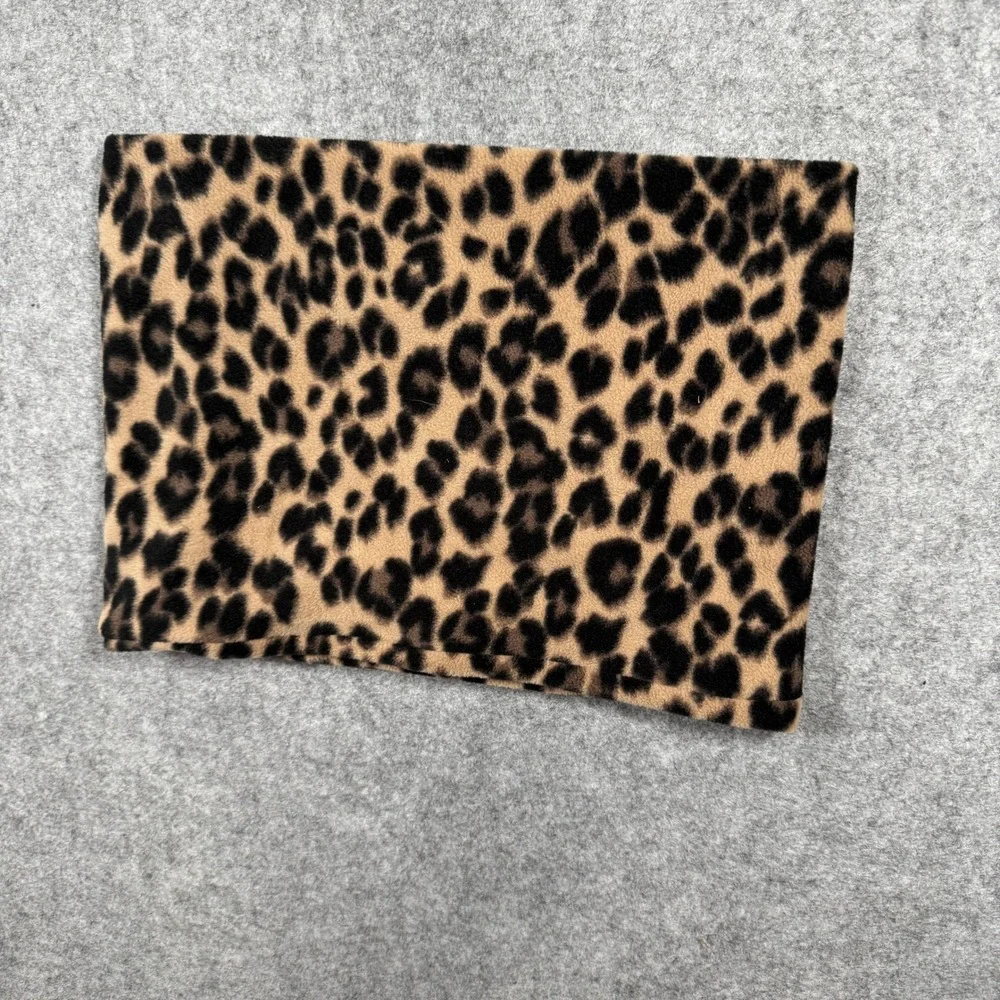 Old Navy Leopard Print Performance Fleece Funnel Scarf Neck Warmer Snood Gaiter